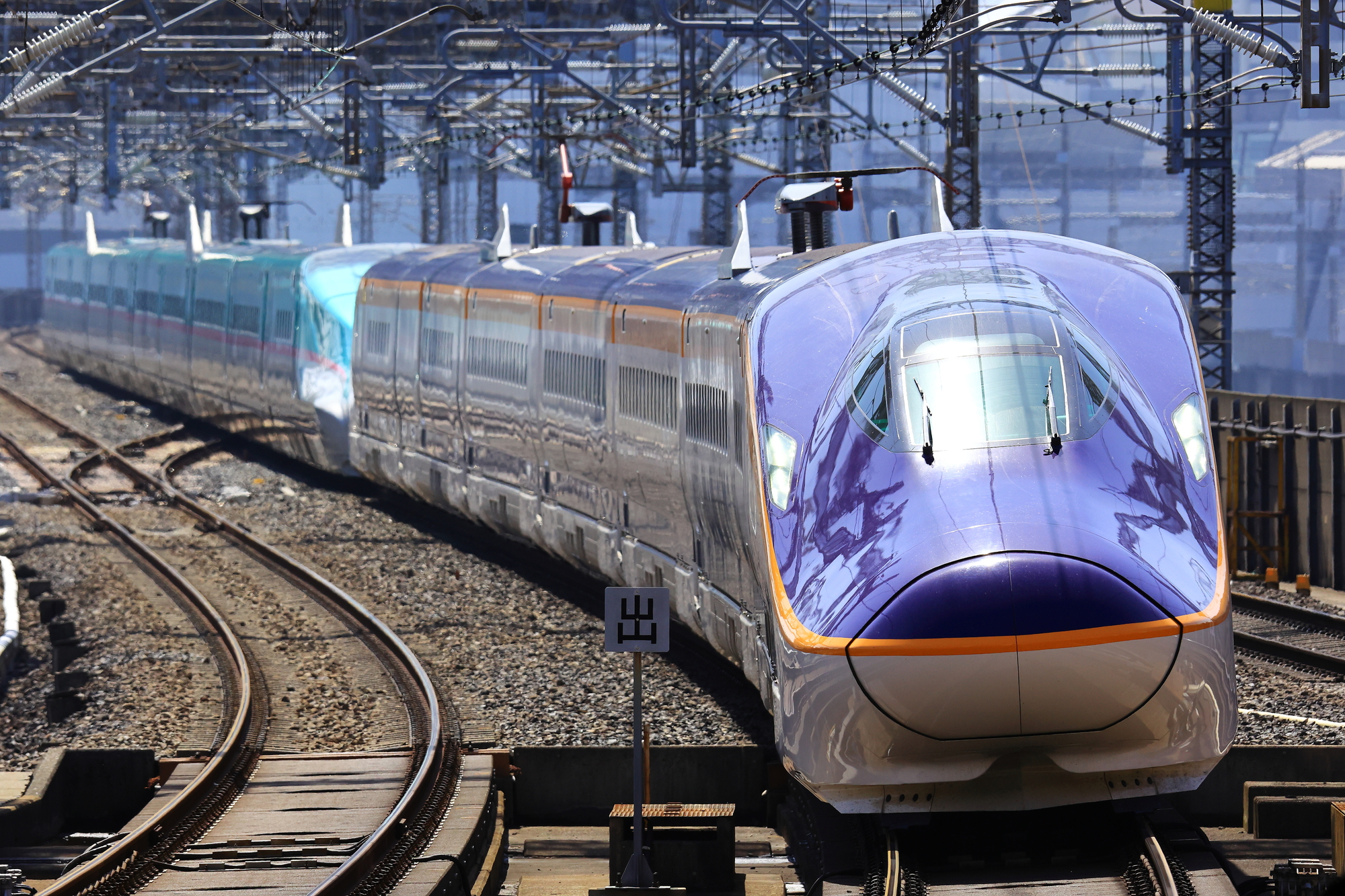 速さが自慢の列車なのに追い越されてしまう！東京9時24分発 仙台行