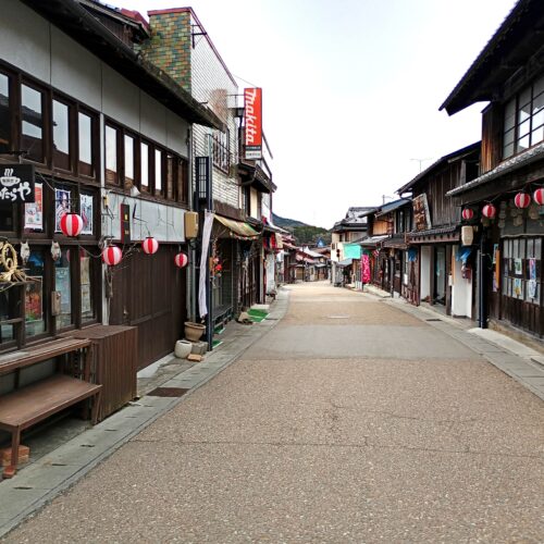 あけち100年　明知町100年の記録　記念誌　岐阜県恵那市明知町 あけち100年 明知町100年の記録 記念誌 岐阜県恵那市明知町 - メルカリ